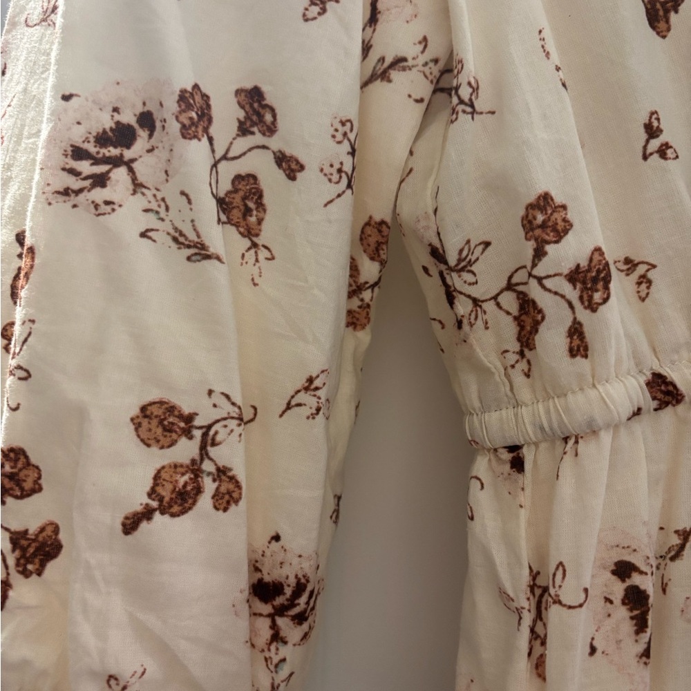 Chic Cream Floral Maxi Dress - Picture 4 of 4